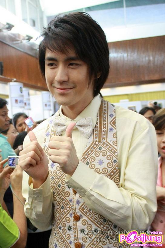 กัน&รุจ งานเดินแบบผ้าไหม ที่สวนอัมพร