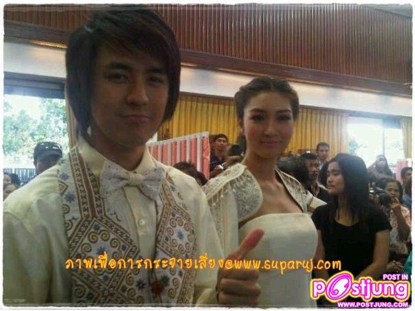 กัน&รุจ งานเดินแบบผ้าไหม ที่สวนอัมพร