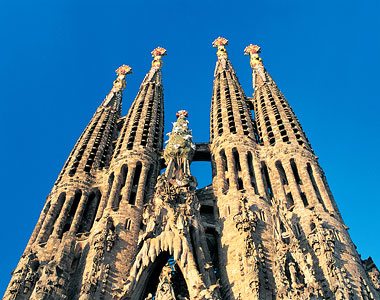 อันดับที่ 9 บาเซโลน่า ประเทศสเปน