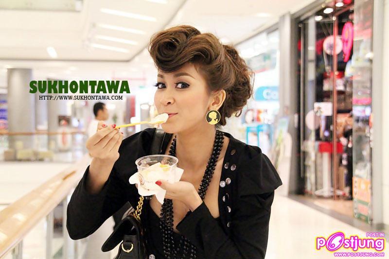 ใหม่ สุคนธวา งานThe miracle of Tea