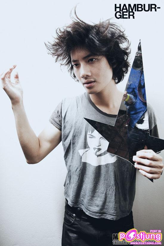 อั้ม พัชราภา & มาริโอ้ @HAMBURGER vol. 9 no. 150 December 2010