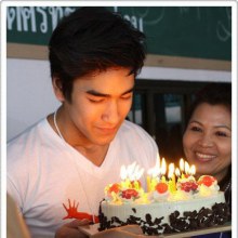 ณเดชน์ ทำบุญวันเกิดที่บ้านราชาวดี