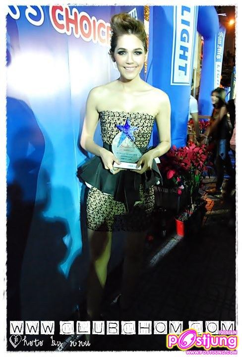 ชมพู่ รับรางวัล Sexy of the year จากสยามบันเทิง