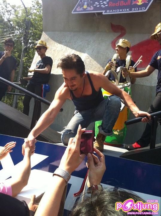 Street Of Kings ราชดำเนิน เรดบูล แบงค็อก 2010