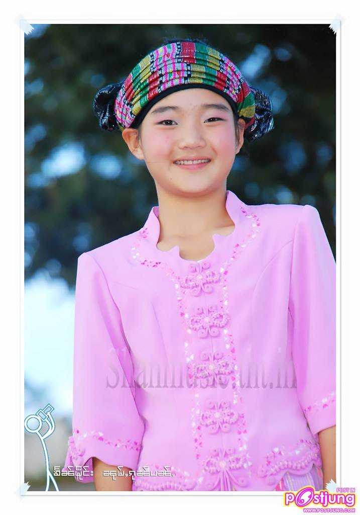 ชุดประจำชาติหญิงไทยใหญ่