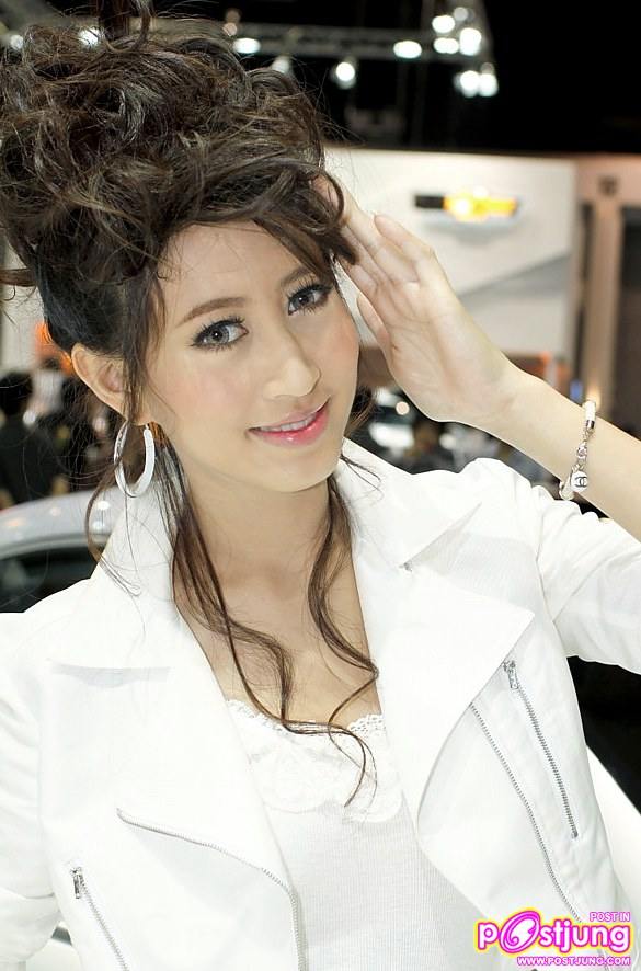 น้องไกด์ สวยไหมเอ่ยคะ หนุ่มๆ