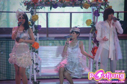 Faye Fang Kaew Ladies & Gentlemen Debutante Concert สุดยอดคอนเสิร์ตส่งท้ายปลายปีจาก Kamikaze