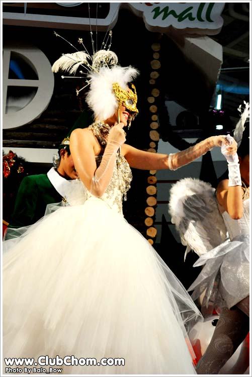 เวียร์ ชมพู่ เจ้าชายและเจ้าหญิงในโลกนิทาน