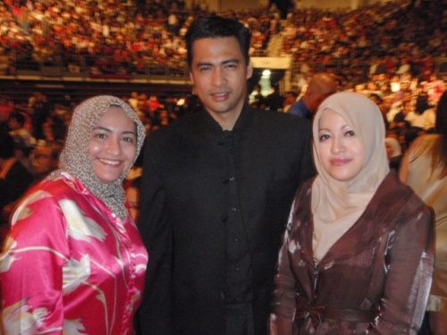 หนุ่มหล่อมาเลย์