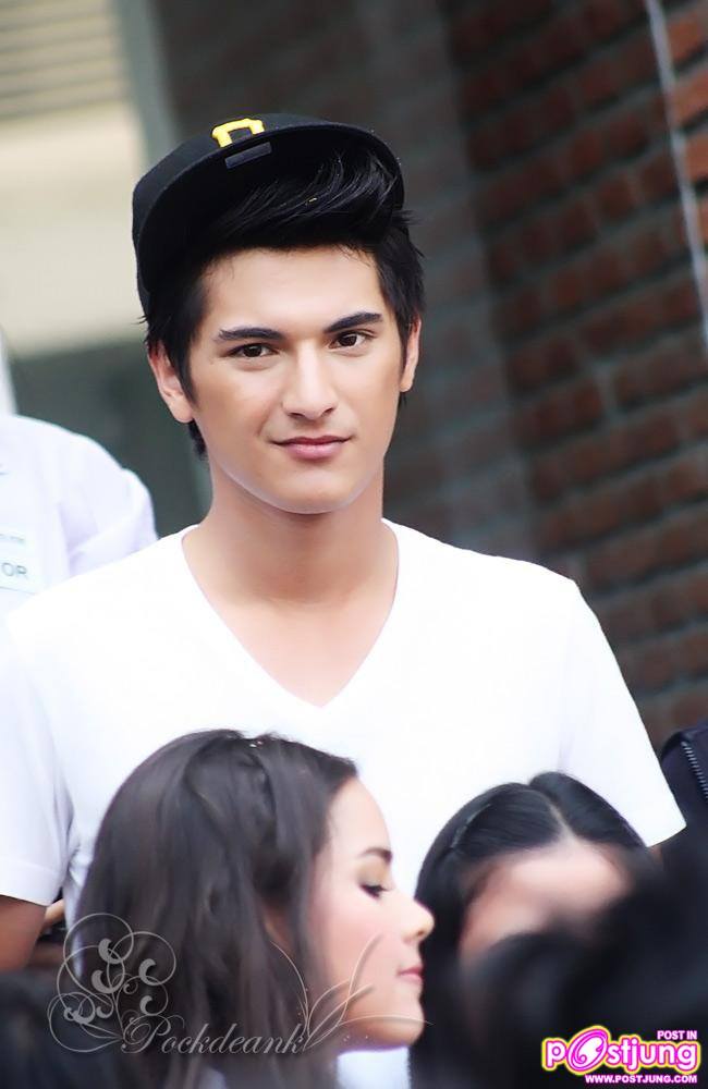 แน็ก ชาลี/ เก้า /บอย ปกรณ์/ ญาญ่า/ คิมเบอร์ลี่ /ชิน ชินวุฒ หลังอัดรายการราตรีสโมสร