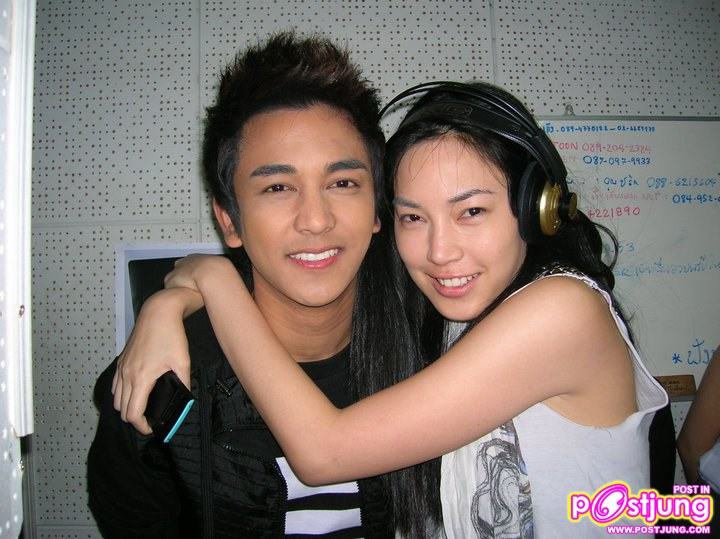 ริท กัน และกลุ่มthe eight @คลื่น90 รวมมิตรเรดิโอ