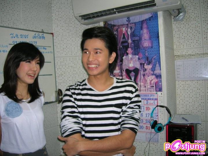 ริท กัน และกลุ่มthe eight @คลื่น90 รวมมิตรเรดิโอ