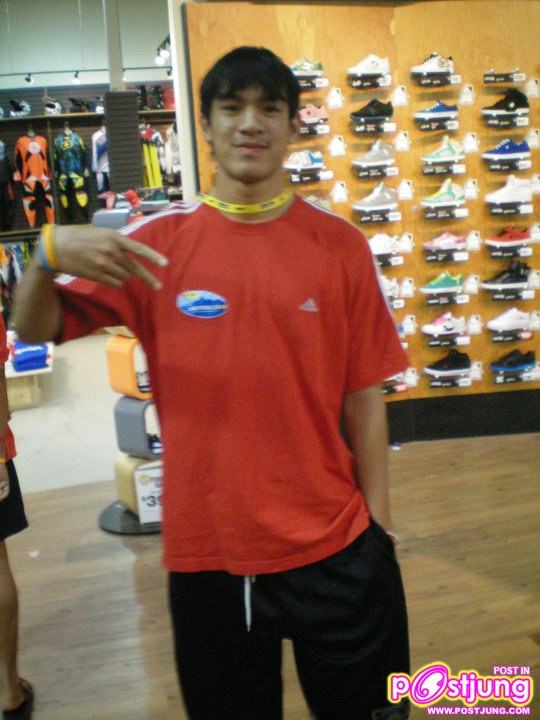 ตีโต้  นักกีฬากระโดดไกล ทีมชาติไทย