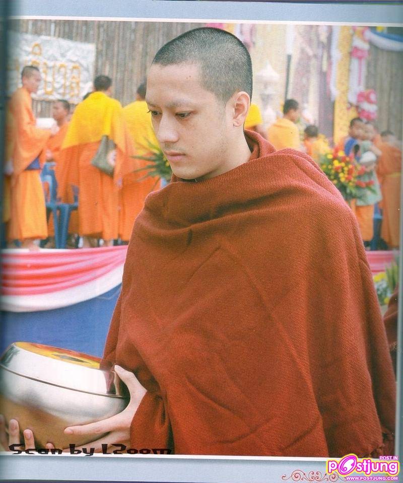 พระธีรภัทโท วัตรปฏิบัติ ณ.วัดพระธาตุปูแช่