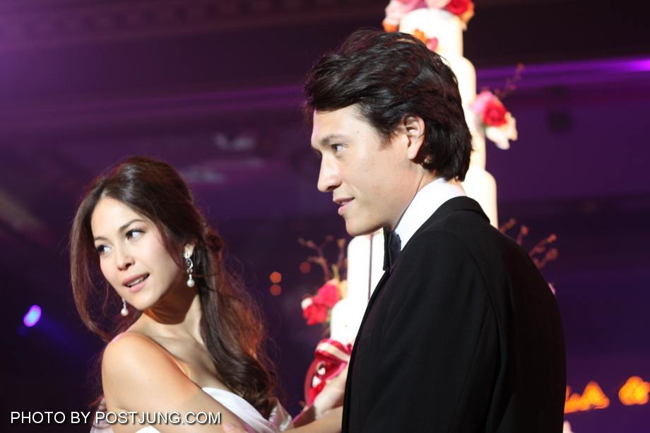 โพสท์จัง เก็บภาพบรรยากาศงานมงคลสมรส พอลล่า& เอ็ดเวิร์ดมาฝาก..