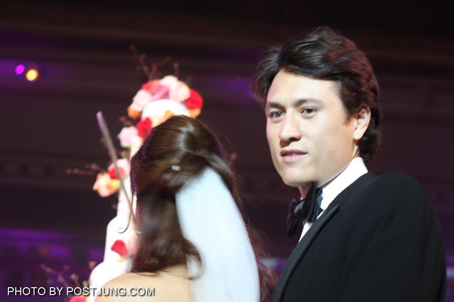 โพสท์จัง เก็บภาพบรรยากาศงานมงคลสมรส พอลล่า& เอ็ดเวิร์ดมาฝาก..