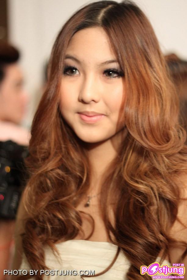 โพสท์จัง เก็บภาพบรรยากาศงานมงคลสมรส พอลล่า& เอ็ดเวิร์ดมาฝาก..