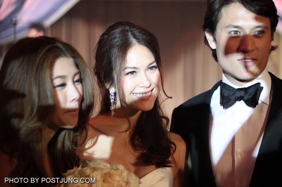 โพสท์จัง เก็บภาพบรรยากาศงานมงคลสมรส พอลล่า& เอ็ดเวิร์ดมาฝาก..