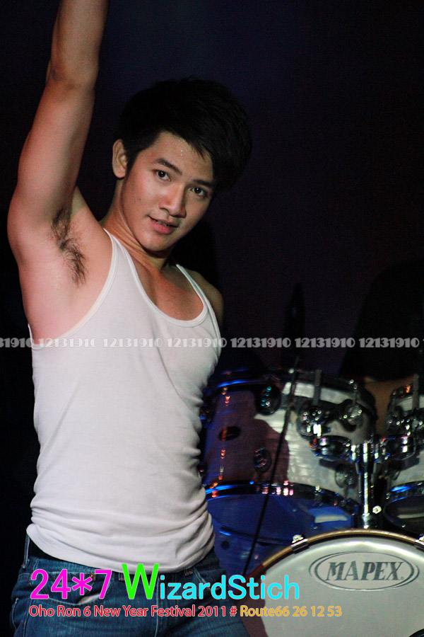 รวมภาพ sexy เล็กๆของรอน ภัทรภณ นักแสดงดาวรุ่งช่อง3