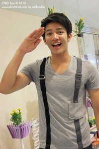 รวมภาพ sexy เล็กๆของรอน ภัทรภณ นักแสดงดาวรุ่งช่อง3