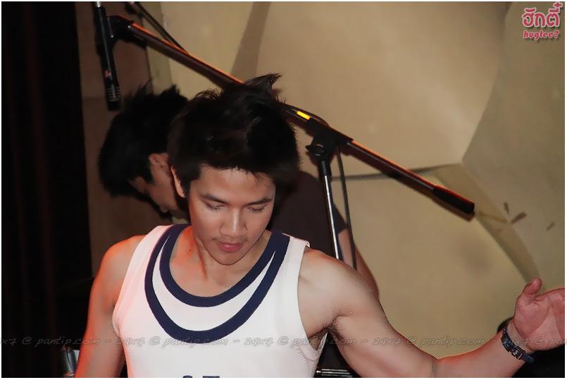 รวมภาพ sexy เล็กๆของรอน ภัทรภณ นักแสดงดาวรุ่งช่อง3