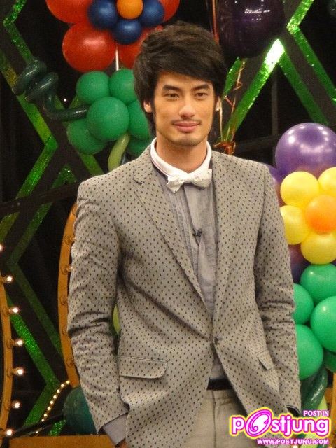 เก้า & ญาญ่า ในรายการราตรีสโมสร