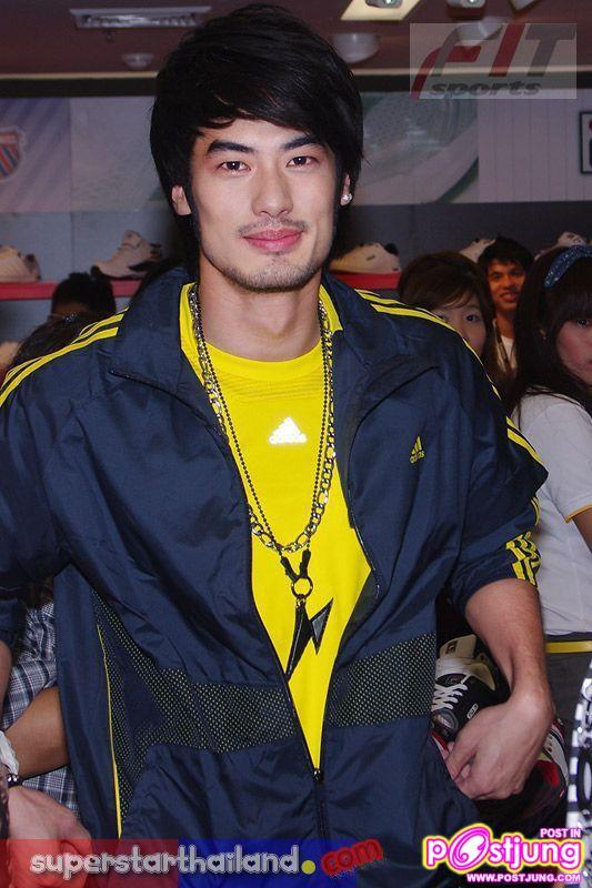 หมาก บอย มิ้นต์ หยาดทิพย์ งานฉลองเปิดร้าน FiT Sports, Central Pinklao