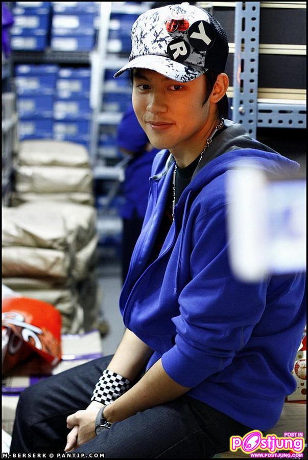 หมาก บอย มิ้นต์ หยาดทิพย์ งานฉลองเปิดร้าน FiT Sports, Central Pinklao