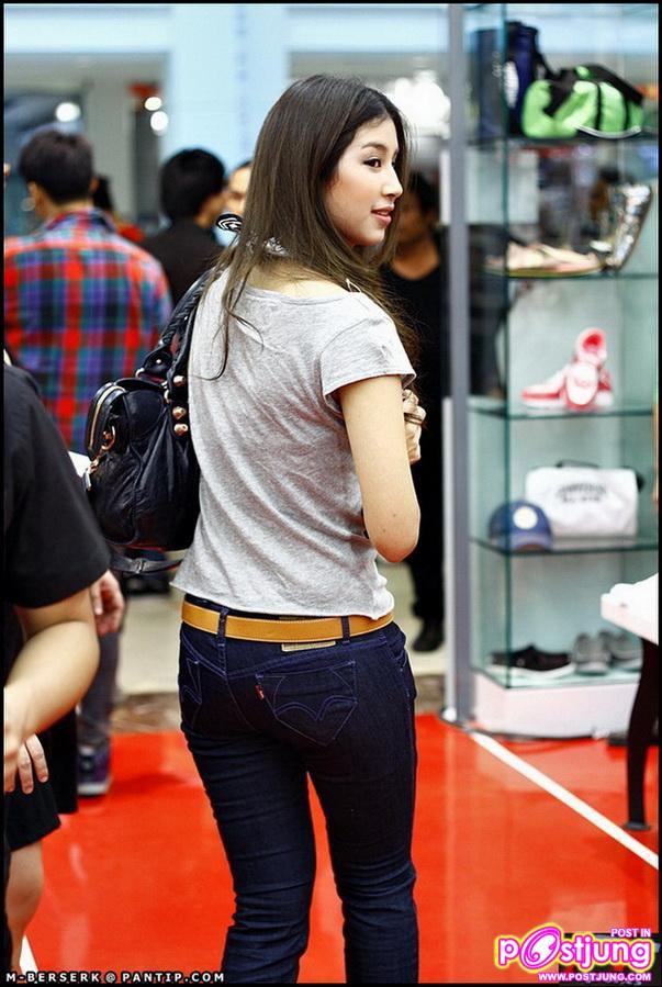 หมาก บอย มิ้นต์ หยาดทิพย์ งานฉลองเปิดร้าน FiT Sports, Central Pinklao