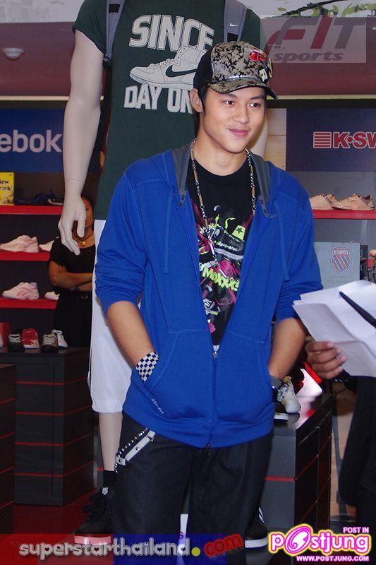 หมาก บอย มิ้นต์ หยาดทิพย์ งานฉลองเปิดร้าน FiT Sports, Central Pinklao