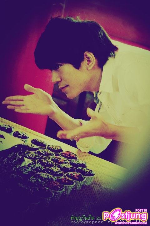 Pic.ต้อลทำบุญวันเกิด