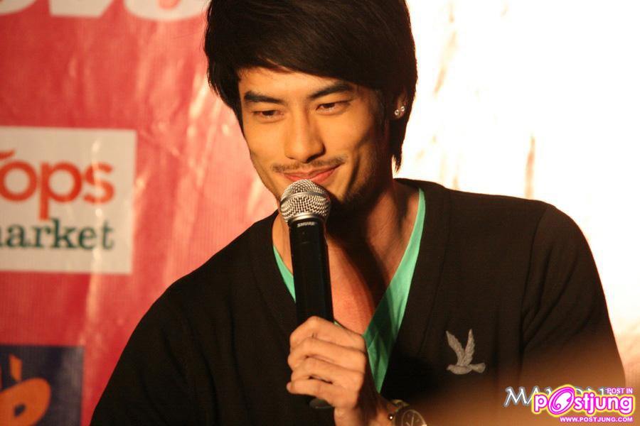 บอย ปกรณ์ ร่วมงานครบรอบ 1 ปี เซ็นทรัลพลาซา ขอนแก่น