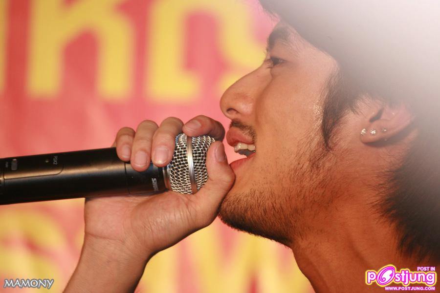 บอย ปกรณ์ ร่วมงานครบรอบ 1 ปี เซ็นทรัลพลาซา ขอนแก่น