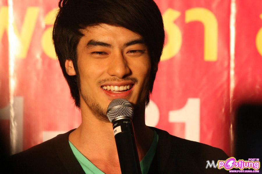 บอย ปกรณ์ ร่วมงานครบรอบ 1 ปี เซ็นทรัลพลาซา ขอนแก่น