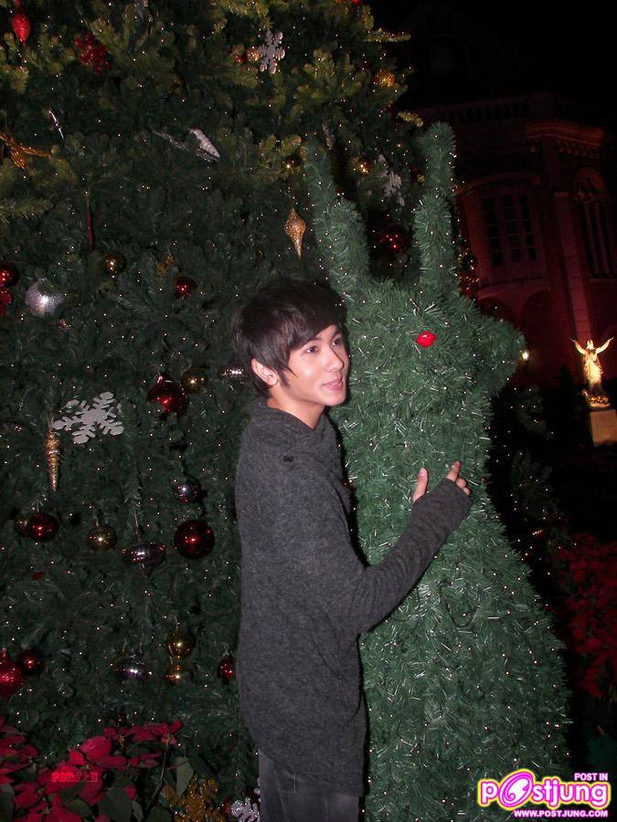 Natthew กับคอนเสิร์ตประสานเสียง Christmas Celebration 2010