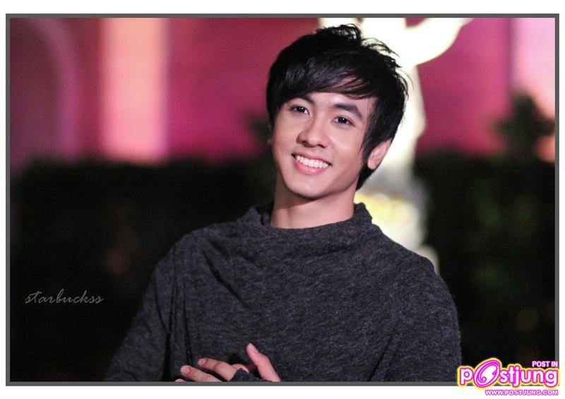 Natthew กับคอนเสิร์ตประสานเสียง Christmas Celebration 2010
