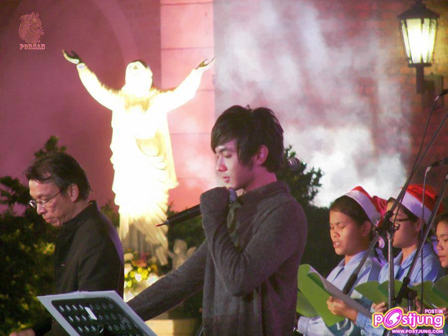 Natthew กับคอนเสิร์ตประสานเสียง Christmas Celebration 2010