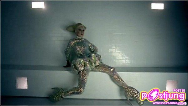 LADY GAGA เลิศ เลิศ I DOL การแต่งตัวของ รมมี่ ค่ะ