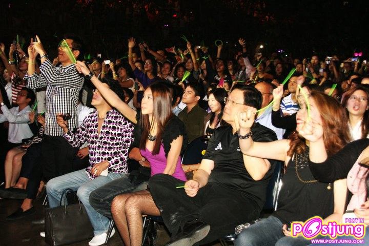 โดม @คอนเสิร์ต เกี่ยวก้อย อัสนีย์-วสันต์