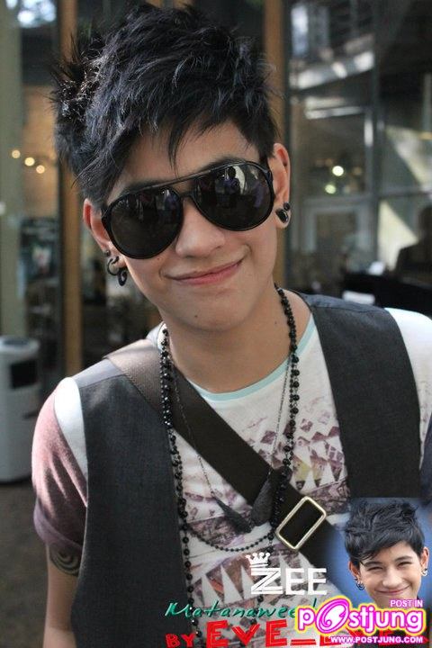 Zee..สัมภาษณ์นิตยสารที่ J-avenue ทองหล่อ