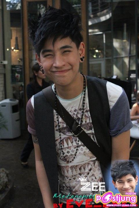 Zee..สัมภาษณ์นิตยสารที่ J-avenue ทองหล่อ