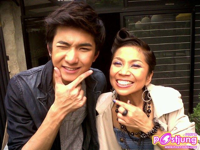 อุ้ม พิธีกรสาวสุดฮาแห่งรายการ ว้าวดารา!