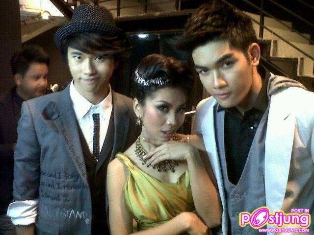 อุ้ม พิธีกรสาวสุดฮาแห่งรายการ ว้าวดารา!