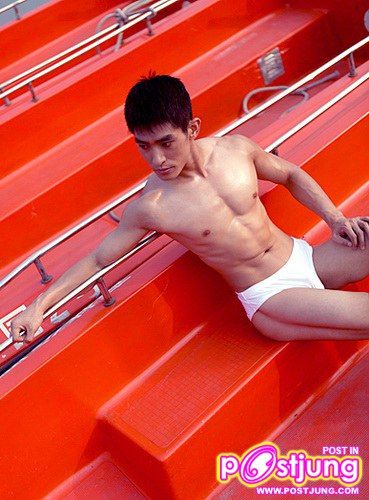 สองหนุ่มจีน