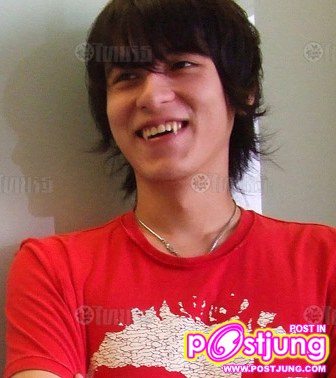 มาดูหนุ่ม ๆ มีเขี้ยวกันคับ ดูว่าเขี้ยวใครเท่สุด