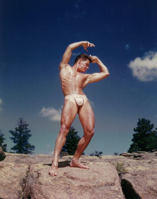 หนุ่มยุโรป