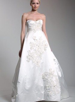 เทรนด์ชุดเจ้าสาว 2011