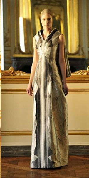 Alexander McQueen - Fall Winter 2010/2011