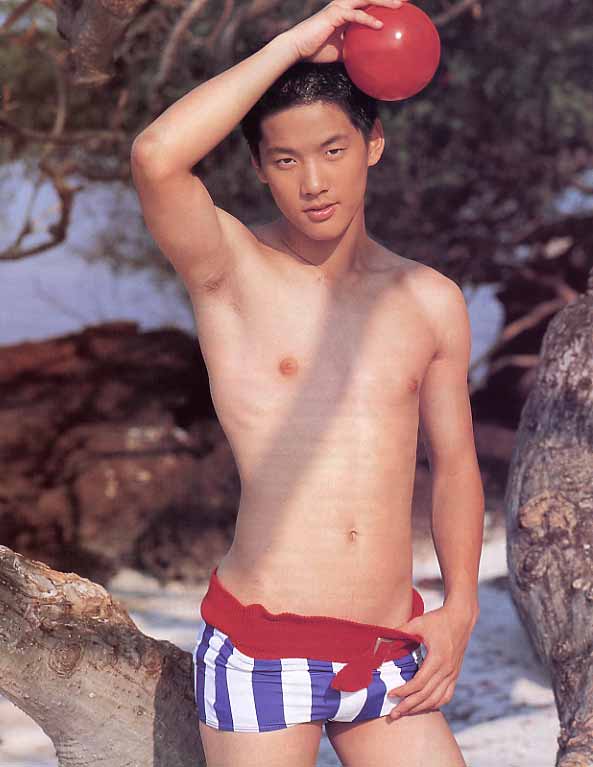 เต้ย ธโนทัย เอื้ออมรรัตน์