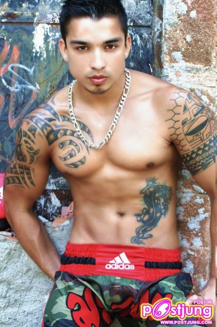 หนุ่มลาตินโชว์หวิว(ไมโป้)